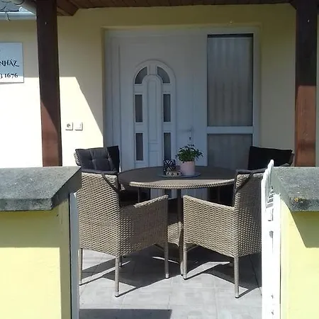 Dulo Apartmanhaz *